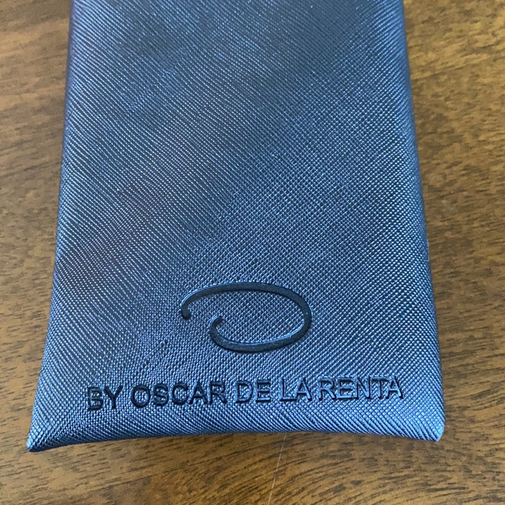 Oscar De La Renta Aviator Sunglasses - Picture 3 of 7